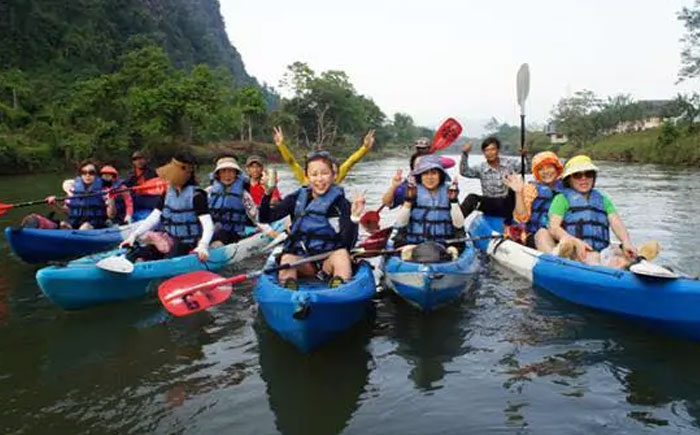 kayaking group