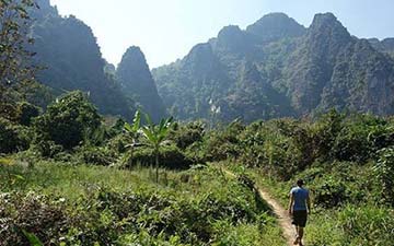 Trekking in Vang Vieng